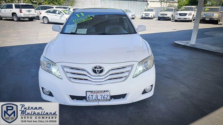 2011 Camry XLE image 3