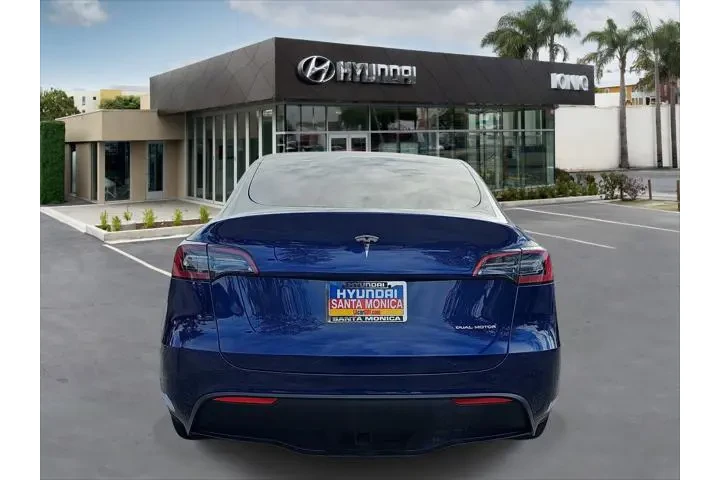 $25995 : Tesla Model Y 2023 AWD Long image 4