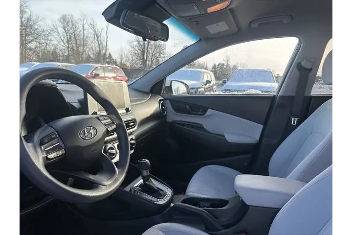 $20933 : Hyundai KONA 2023 AWD SEL 4d image 3