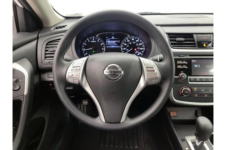 $17998 : Nissan Altima 2018 2.5 S 4dr image 10