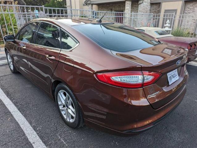 $10990 : 2016 Fusion SE image 6