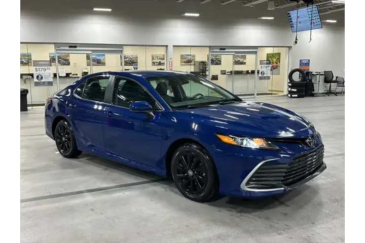 $21797 : Toyota Camry 2023 LE 4dr Sed image 9