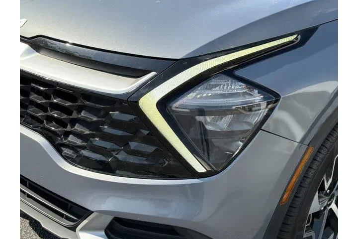 $20005 : Kia Sportage 2023 EX 4dr SUV image 8