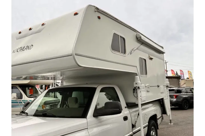 $12900 : 2009 Northland Camper 850 image 7