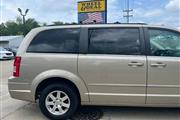 $4795 : 2009 Town and Country Touring thumbnail