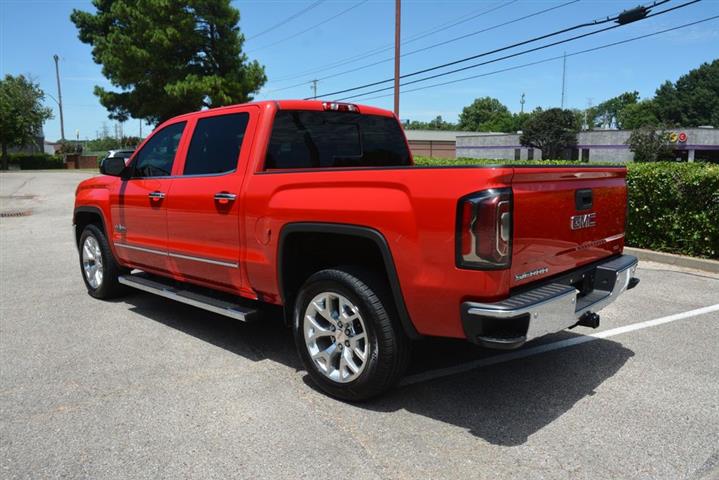 2017 GMC Sierra 1500 SLT image 10