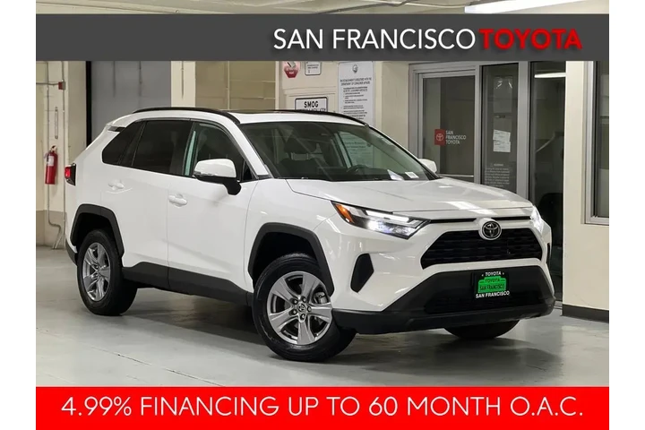 $29988 : Gold Certified2022 RAV4 XLE image 7
