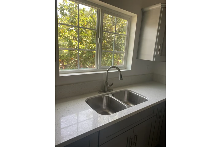 $2700 : House for rent Jurupa Valley image 2