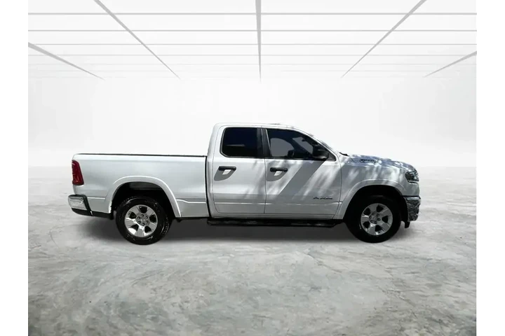 $33837 : Ram 1500 2025 4x2 Big Horn 4 image 8