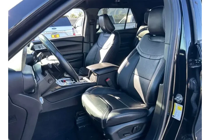 $34889 : Ford Explorer 2021 AWD ST 4d image 6