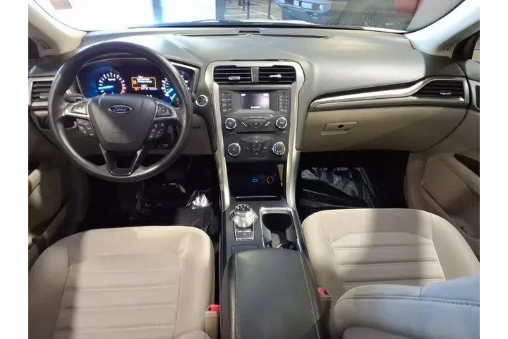 $10998 : Ford Fusion 2017 SE 4dr Seda image 9