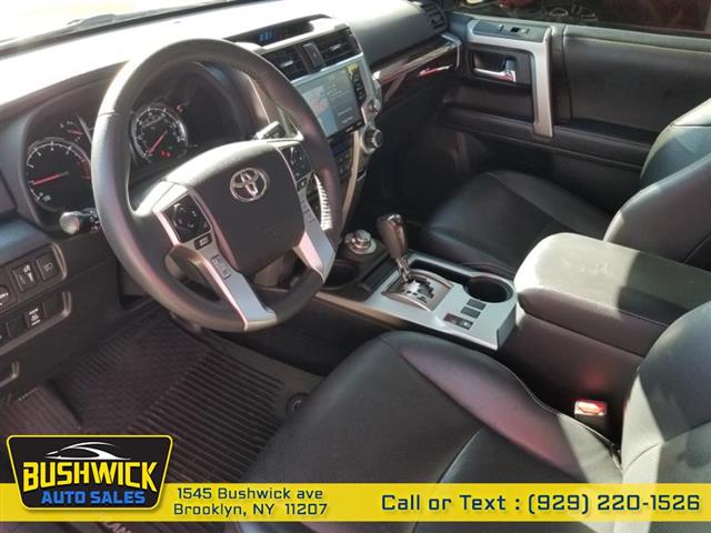 $37995 : Used 2020 4Runner Limited 4WD image 9
