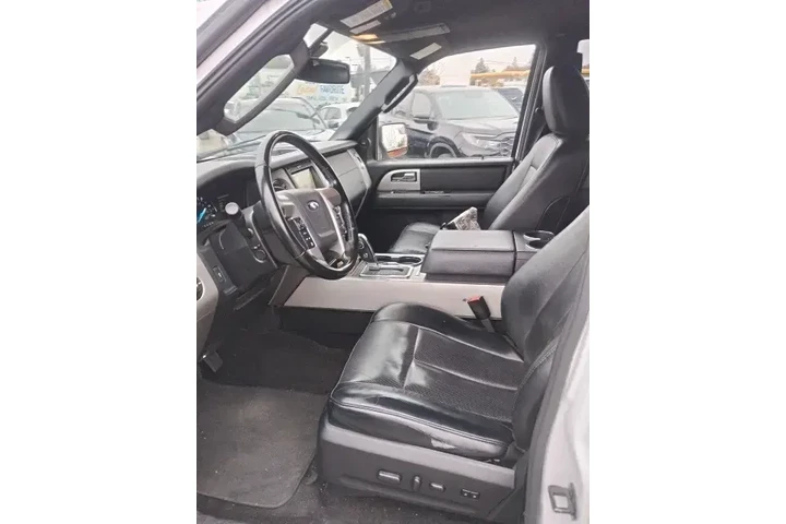 $14988 : Ford Expedition 2016 4x4 Lim image 6