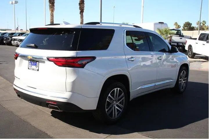 $39988 : Chevrolet Traverse 2023 4x4 image 8