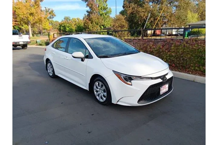 $20995 : Toyota Corolla 2022 LE 4dr S image 1