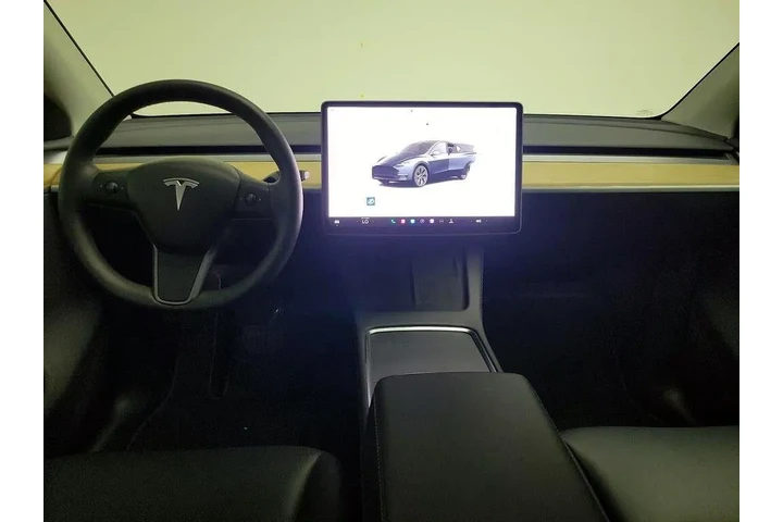 $37998 : Tesla Model Y 2025 Long Rang image 9