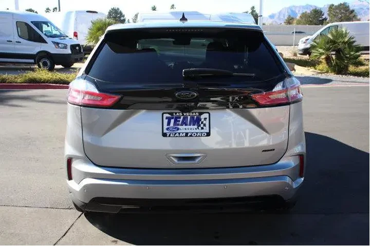 $28816 : Ford Edge 2024 AWD SE 4dr SU image 7