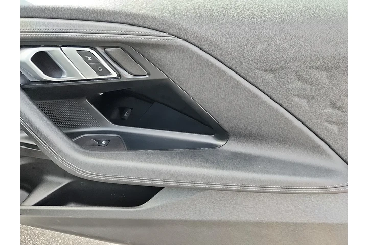 $28494 : BMW 2 Series 2022 230i 2dr C image 10