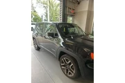 $17590 : Jeep Renegade 2021 Sport 4dr thumbnail
