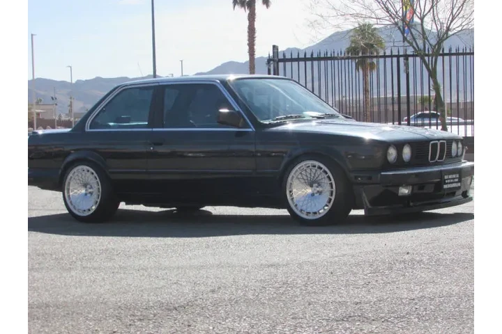 $9995 : 1986 BMW 3 Series 325es image 1