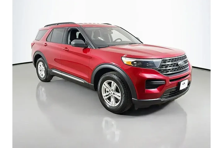 $17769 : Ford Explorer 2020 AWD XLT 4 image 2