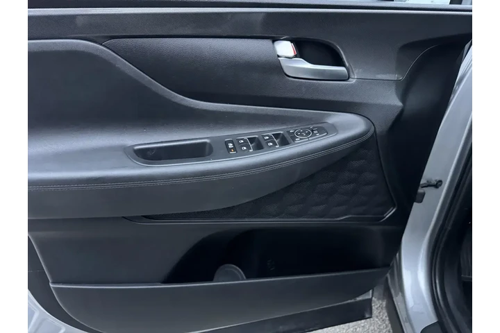 $17487 : Hyundai SANTA FE 2023 SEL 4d image 10