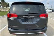 $27265 : Pre-Owned 2020 Pacifica Touri thumbnail