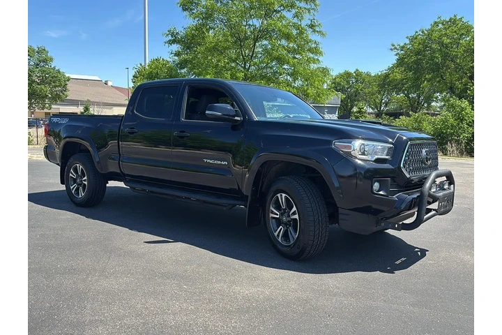 $30299 : Silver Certified 2018 Tacoma image 8