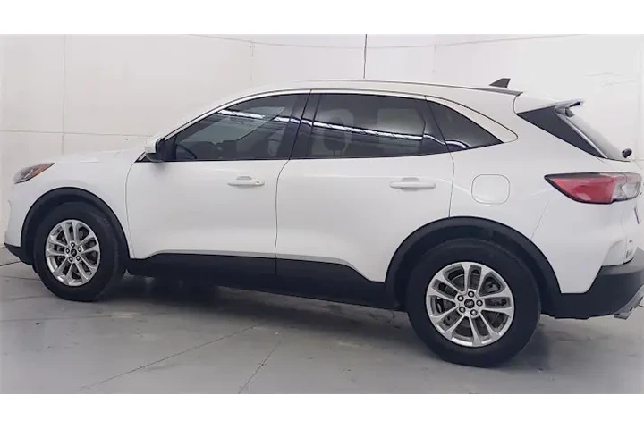 $17995 : 2015 Escape SE 4WD image 8