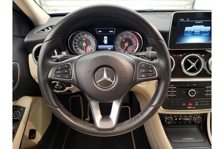 $17998 : Mercedes-Benz GLA 2017 GLA 2 image 10