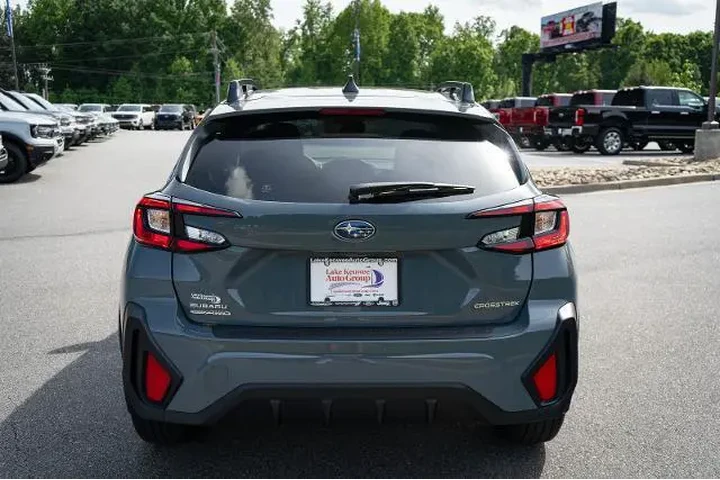 $29877 : Subaru Crosstrek 2025 AWD Pr image 8