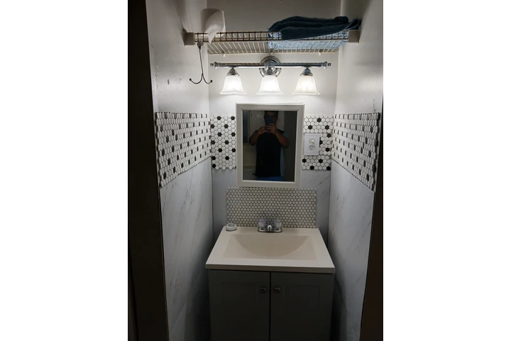 $800 : Studio amplio image 5