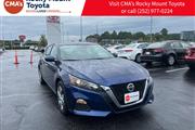 PRE-OWNED 2022 NISSAN ALTIMA en Madison WV