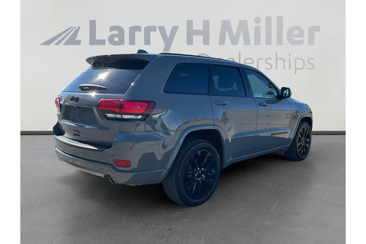 Jeep Grand Cherokee 2020 4x2 image 5