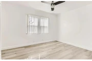 $1570 : 1 Bed 1 Bath Apt in Mid City thumbnail