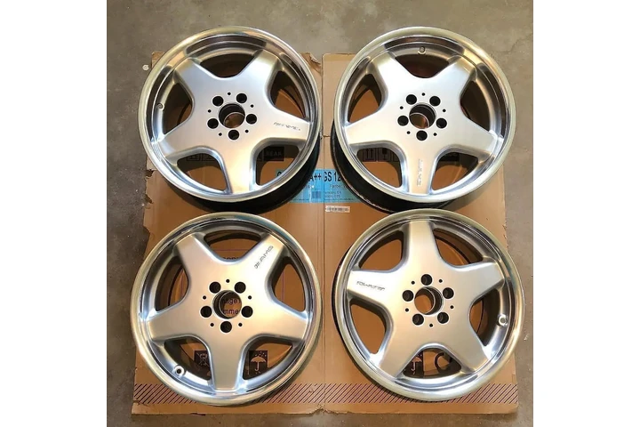 $600 : Car parts and motorcycles image 4