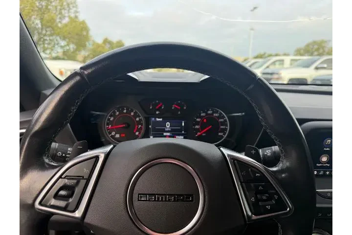 $19800 : Chevrolet Camaro 2020 LT 2dr image 5