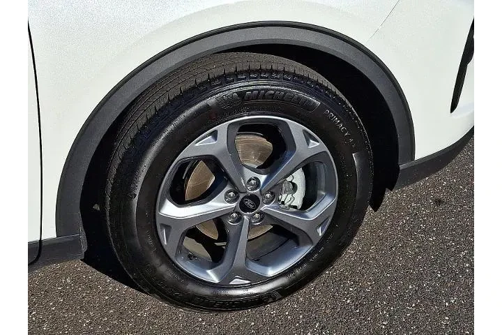 $32749 : Ford Escape 2025 ST-Line 4dr image 8