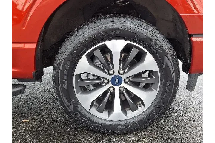 $39475 : Ford F-150 2023 4x4 Lariat 4 image 8