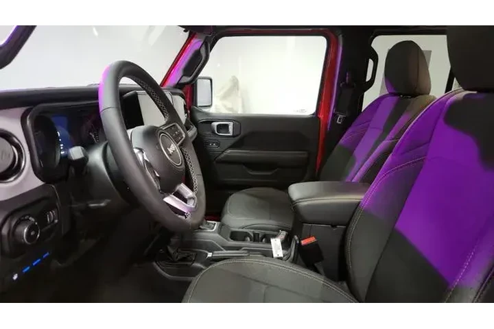 $34106 : Jeep Wrangler 2025 4x4 Backc image 9