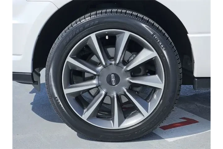 $16997 : Lincoln Navigator 2016 4x2 R image 10