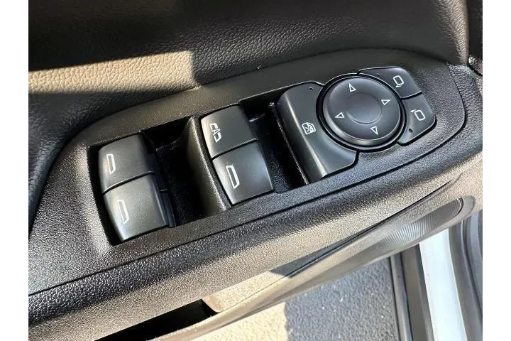 $21888 : Chevrolet Equinox 2023 4x4 L image 9