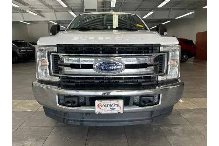 $33000 : Ford F-250 Super Duty 2018 4 image 6