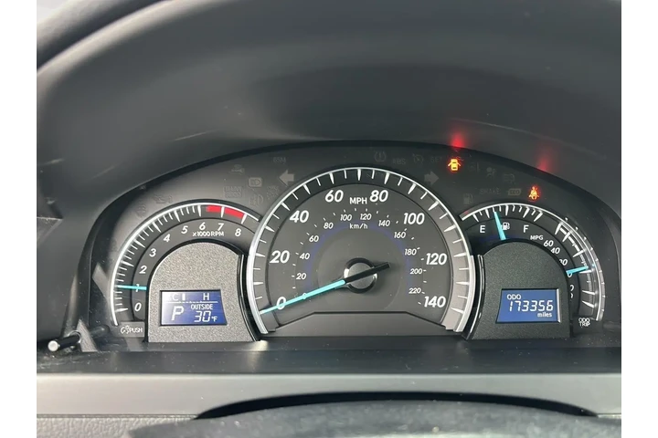 $12000 : 2014 Camry XLE image 3