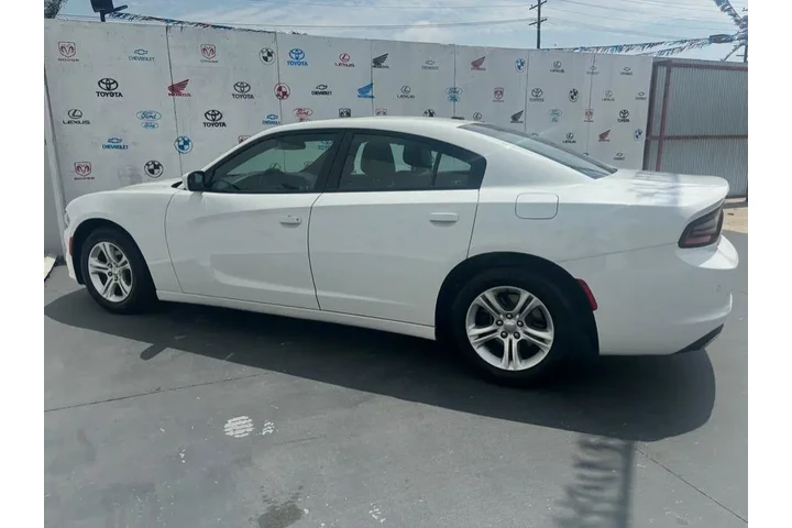 $22995 : 2020 Charger SXT RWD image 7