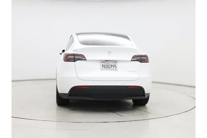 $33998 : Tesla Model Y 2021 AWD Long image 6