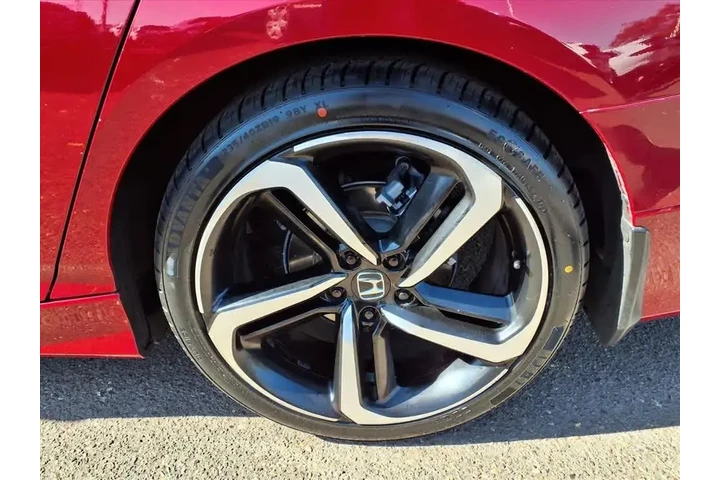 $15499 : Honda Accord 2018 Sport 4dr image 9