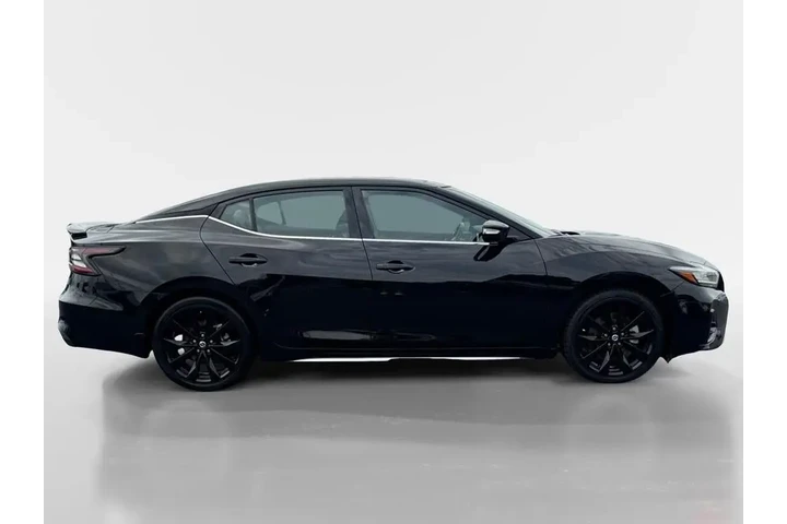$27286 : Nissan Maxima 2022 3.5 SR 4d image 6