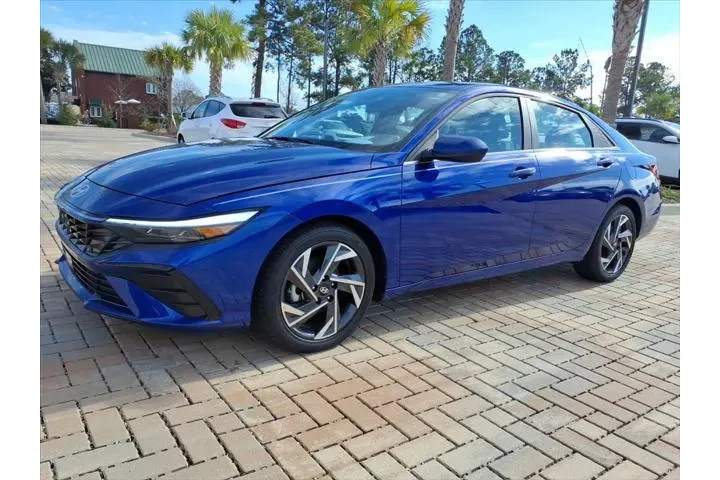 $27250 : Hyundai ELANTRA 2025 SEL Con image 4