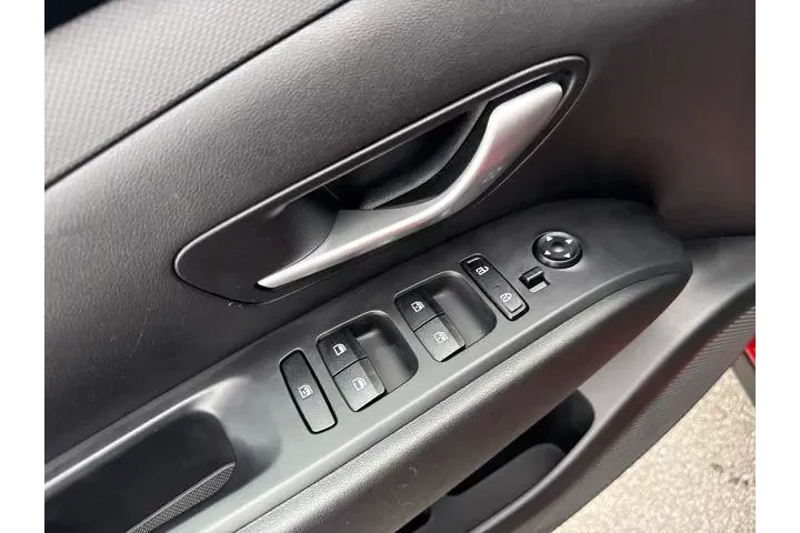 $27420 : Hyundai TUCSON 2023 AWD SEL image 10